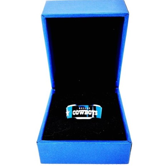 Dallas Cowboys Ring Wedding Ring 8mm Blue & Silver Ring Size 6.75 - Picture 2 of 3